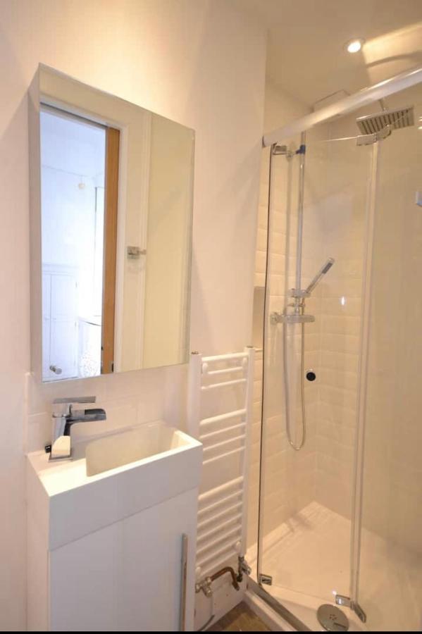 Compact, Central Apartment, Dog Friendly. Kingsbridge  Dış mekan fotoğraf
